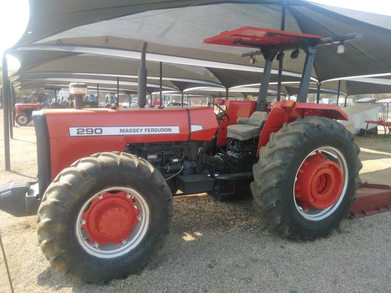 Massey Ferguson 290 tRACTOR FOR SALE